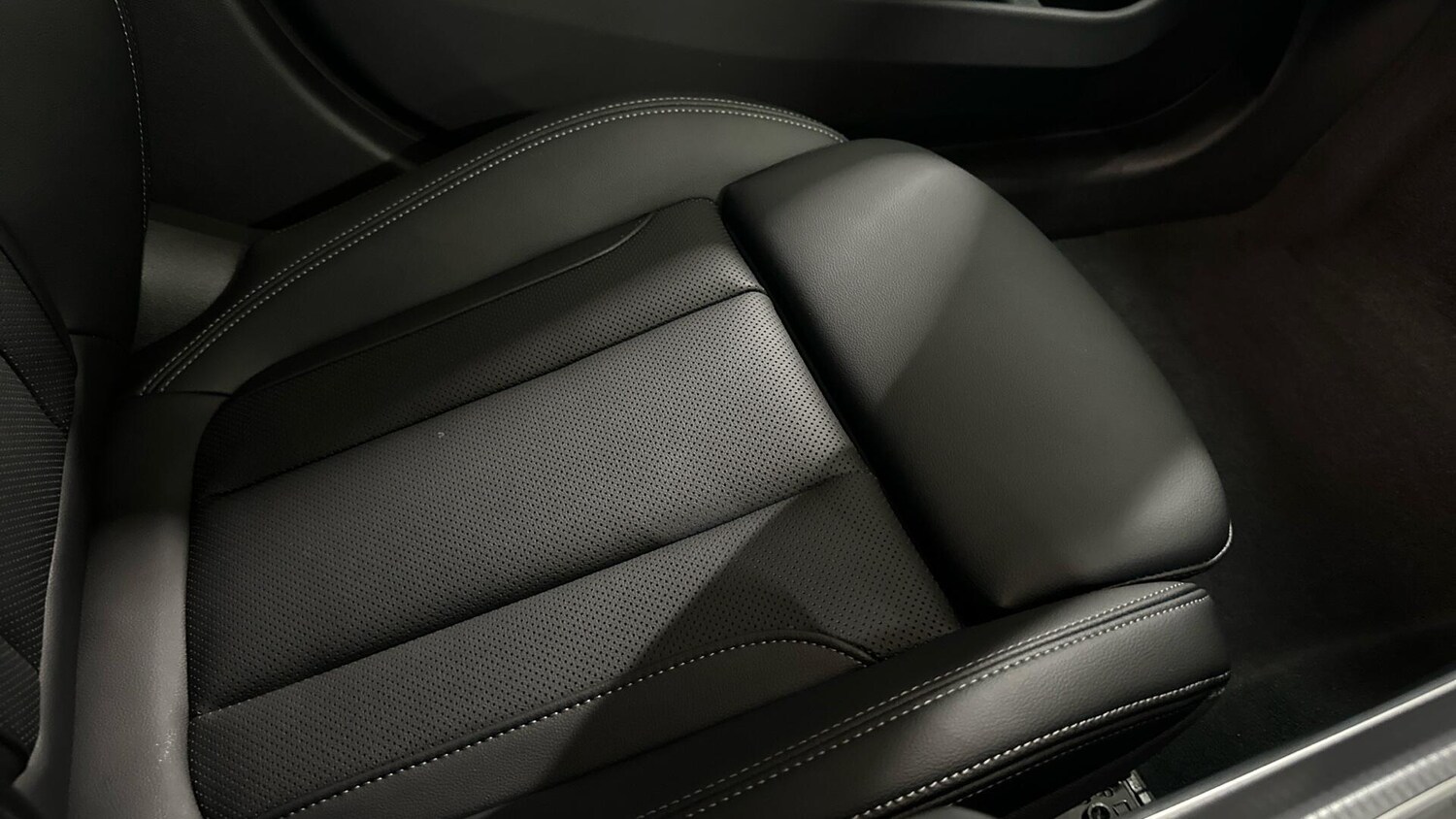 Used BMW 3 Series 2025 for sale - 77616829: Photo 26