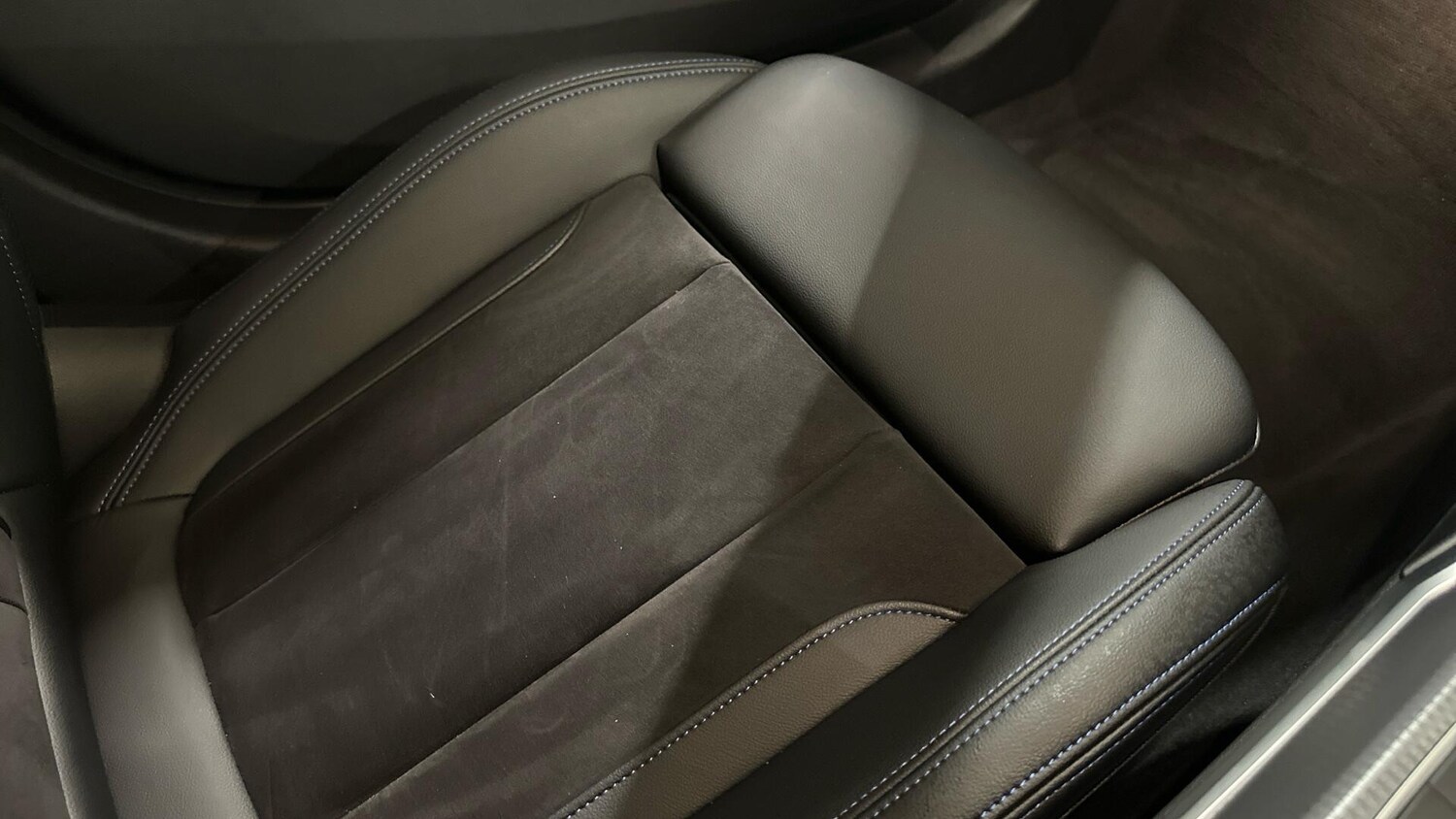 Used BMW 3 Series 2024 for sale - 77616842: Photo 24