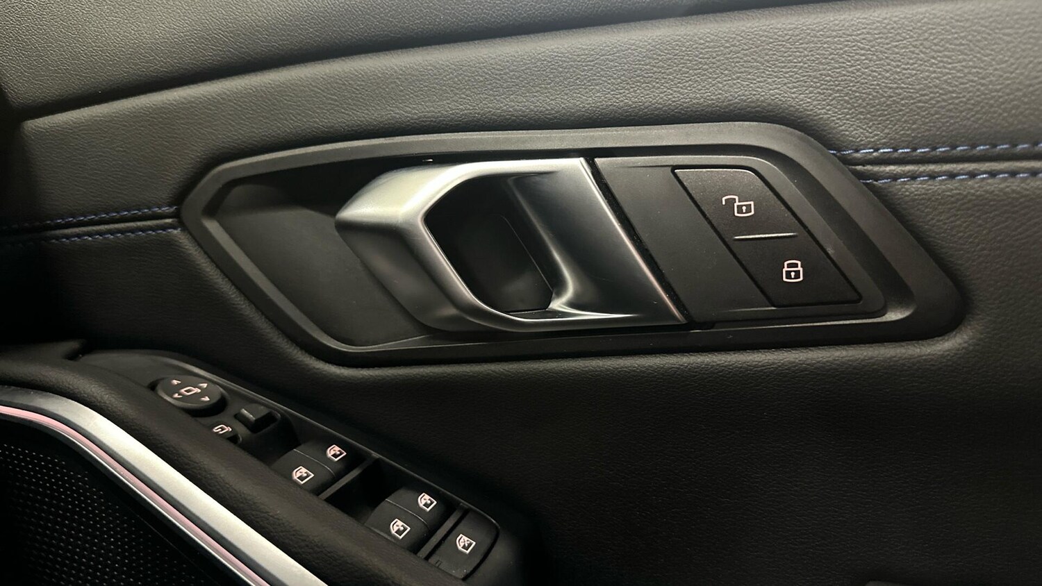 Used BMW 3 Series 2024 for sale - 77616842: Photo 26