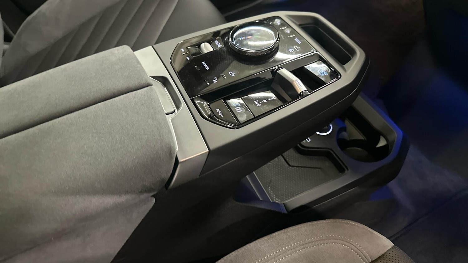 Used BMW iX 2025 for sale - 77892727: Photo 10