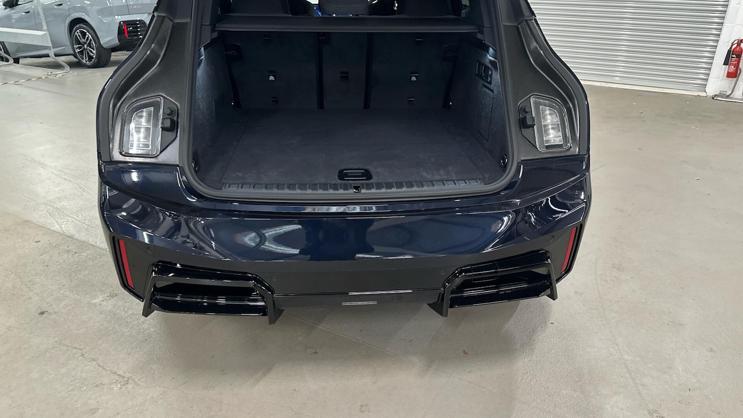 Used BMW iX 2025 for sale - 77892727: Photo 13