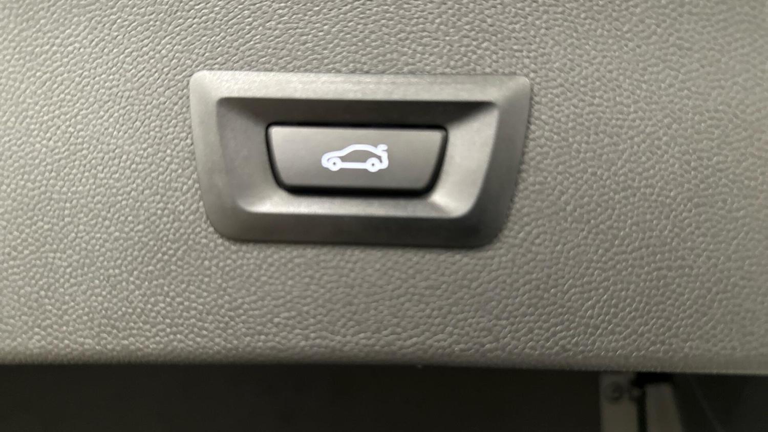 Used BMW iX 2025 for sale - 77892727: Photo 32