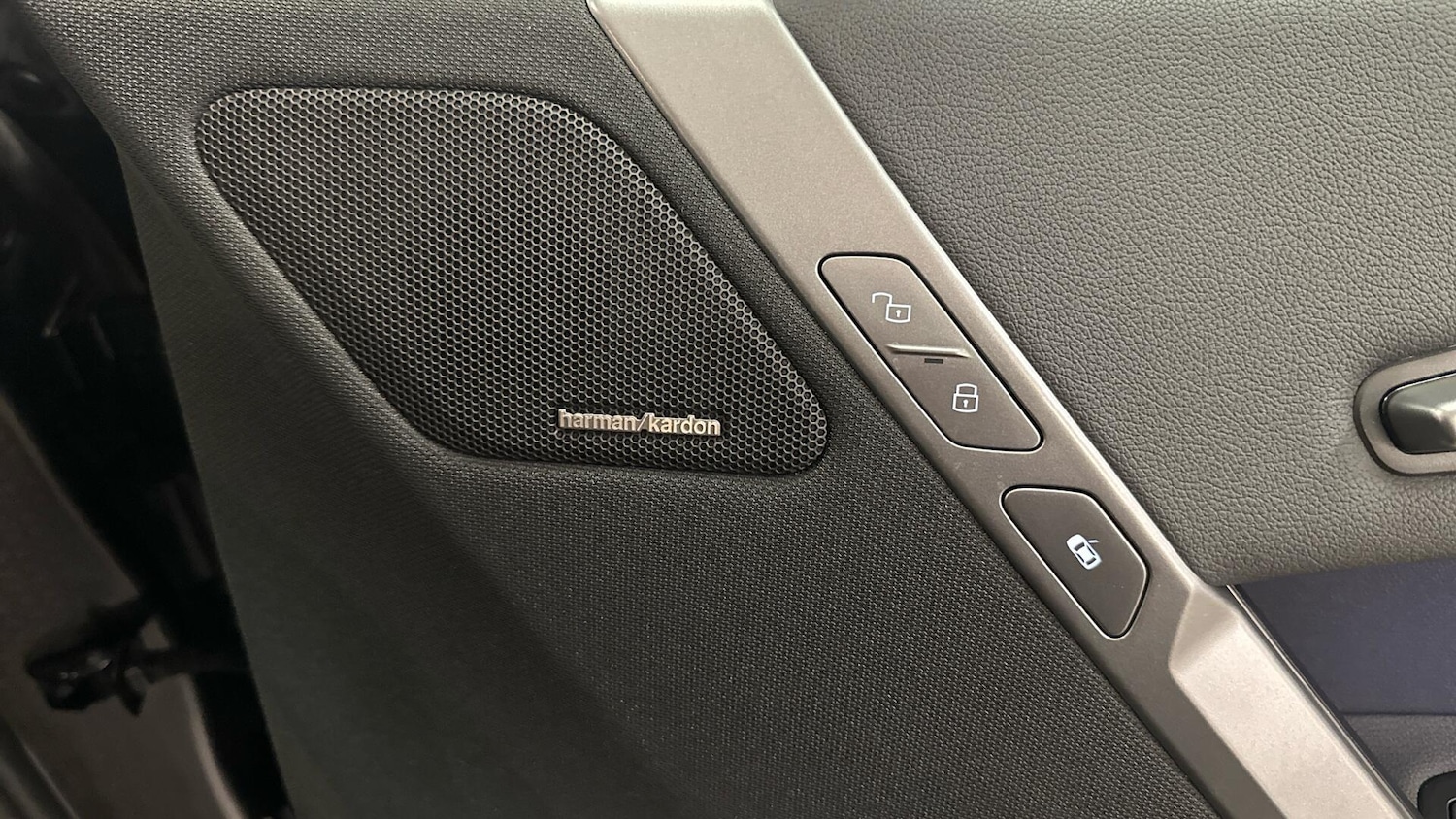 Used BMW iX 2025 for sale - 77892727: Photo 42