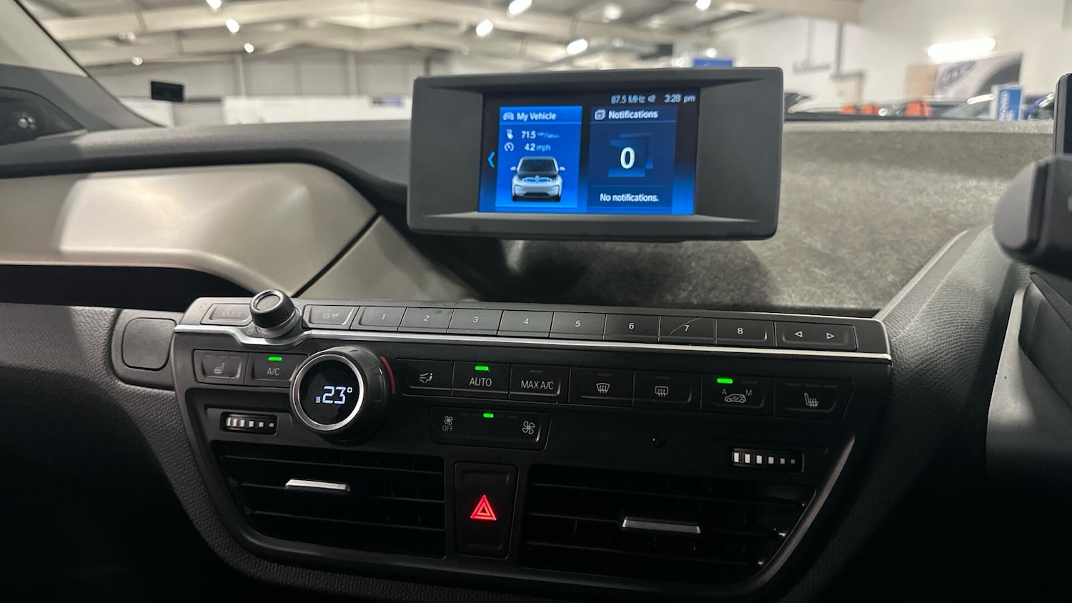 Used BMW i3 2022 for sale - 77616836: Photo 8