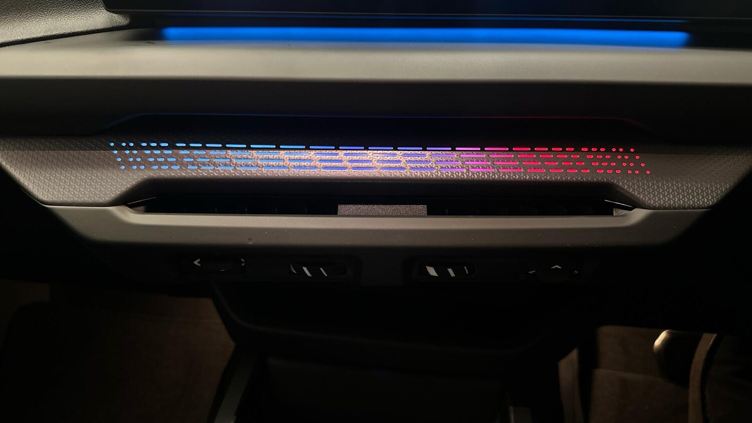 Used BMW 2 Series 2025 for sale - 77616868: Photo 30