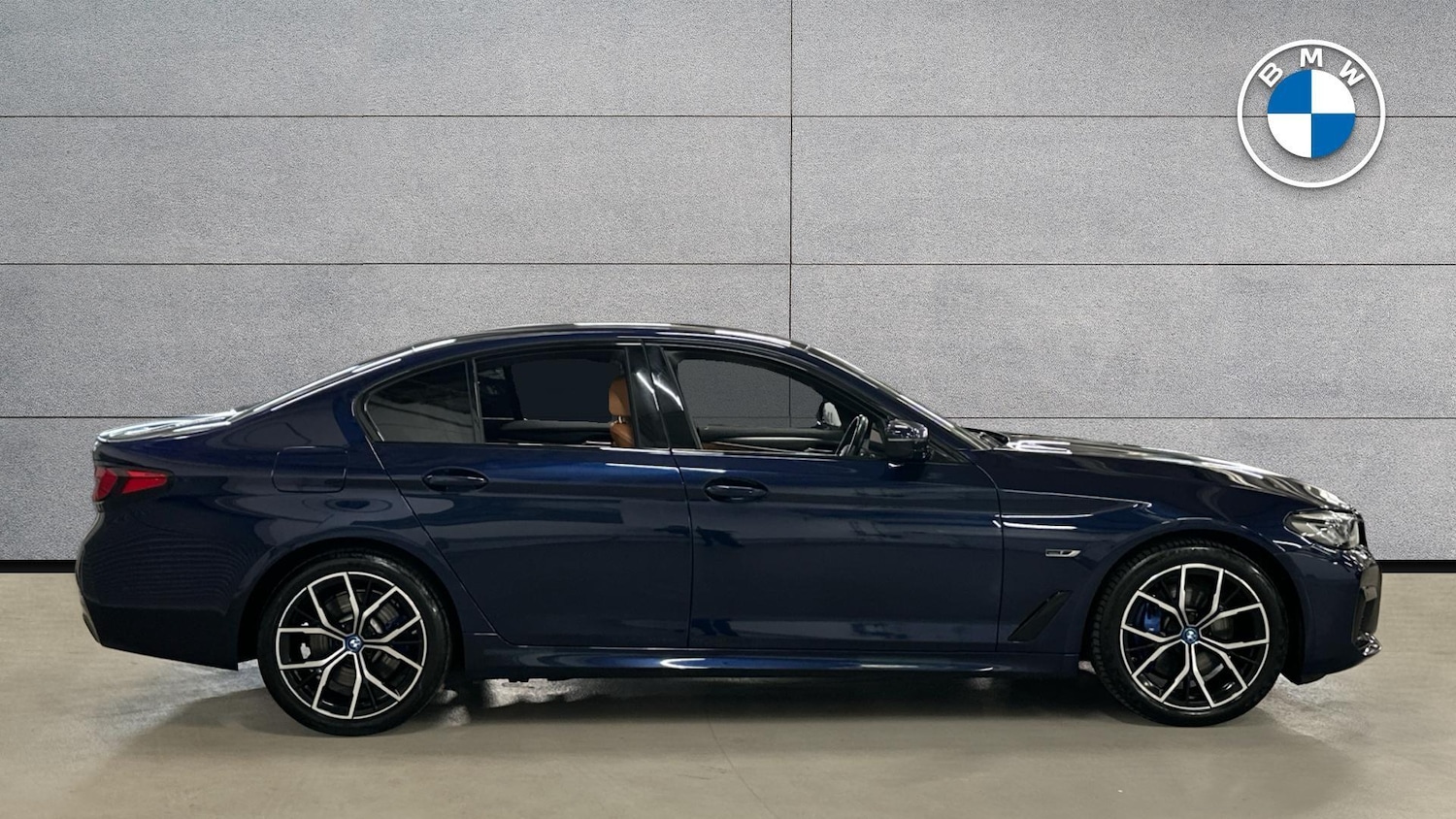 Used BMW 5 Series 2022 for sale - 77616825: Photo 3