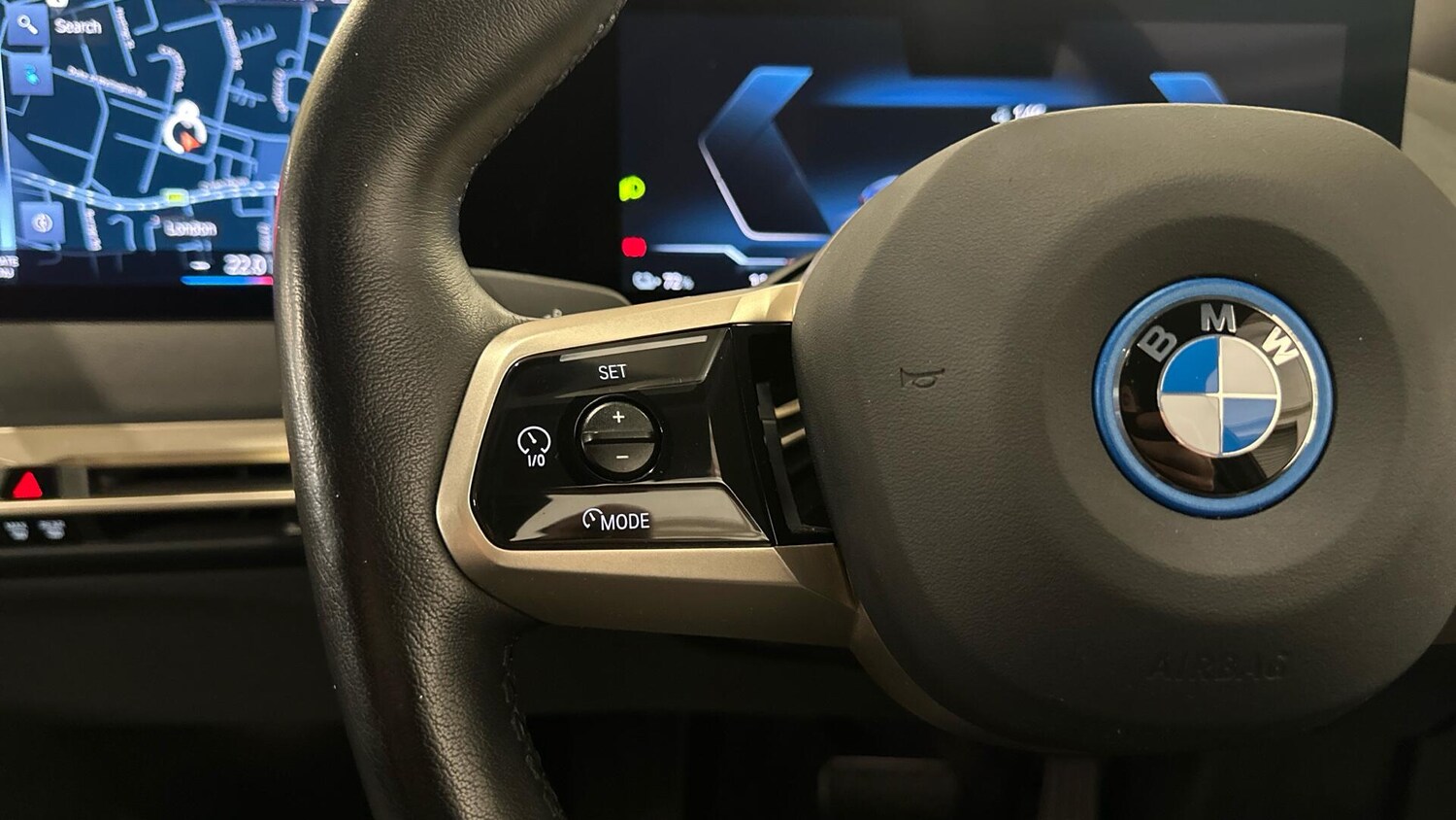 Used BMW iX 2022 for sale - 77616844: Photo 17