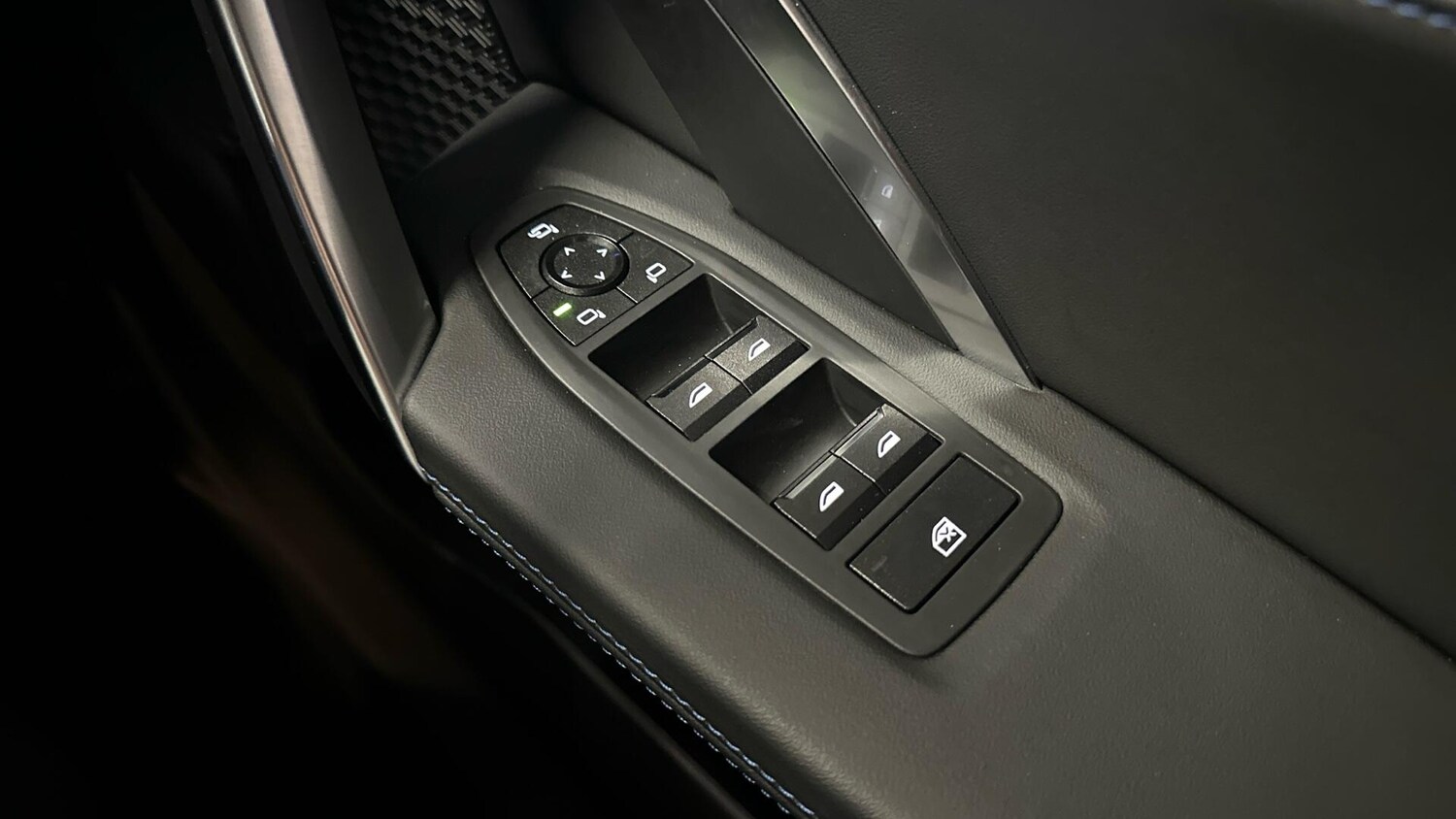 Used BMW iX2 for sale - 78135812: Photo 37