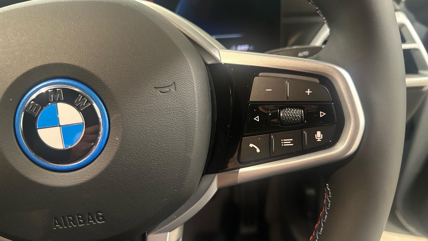 Used BMW i4 for sale - 77616831: Photo 18