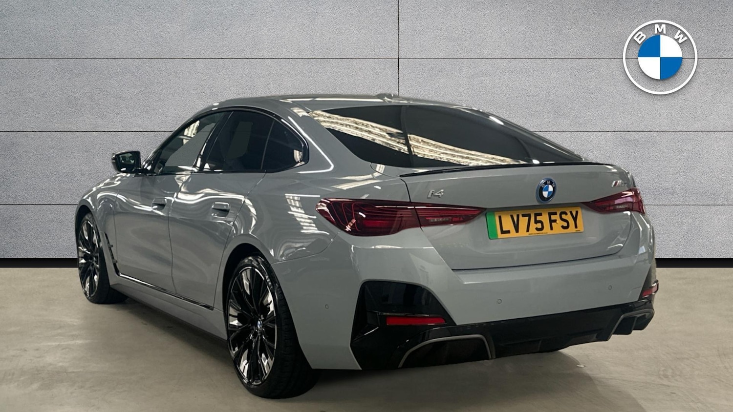 Used BMW i4 for sale - 77616831: Photo 2