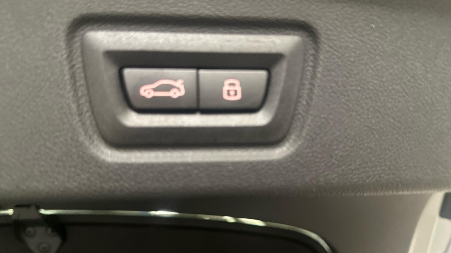 Used BMW i4 for sale - 77616831: Photo 28