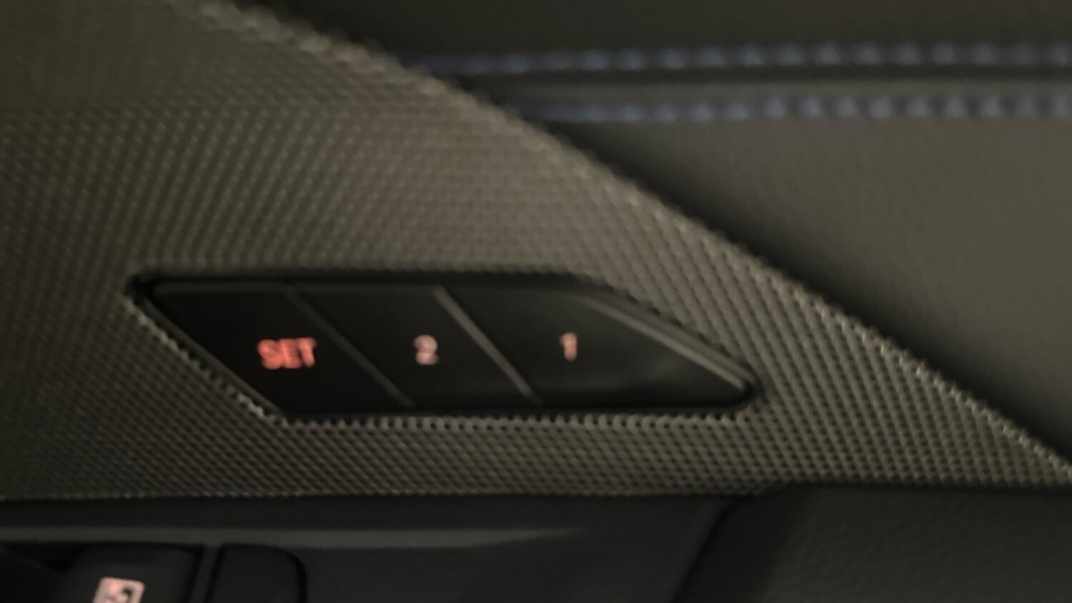 Used BMW i4 for sale - 77616831: Photo 32