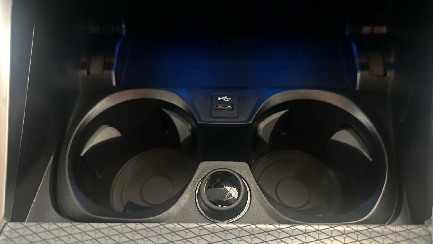 Used BMW i4 for sale - 77616831: Photo 35