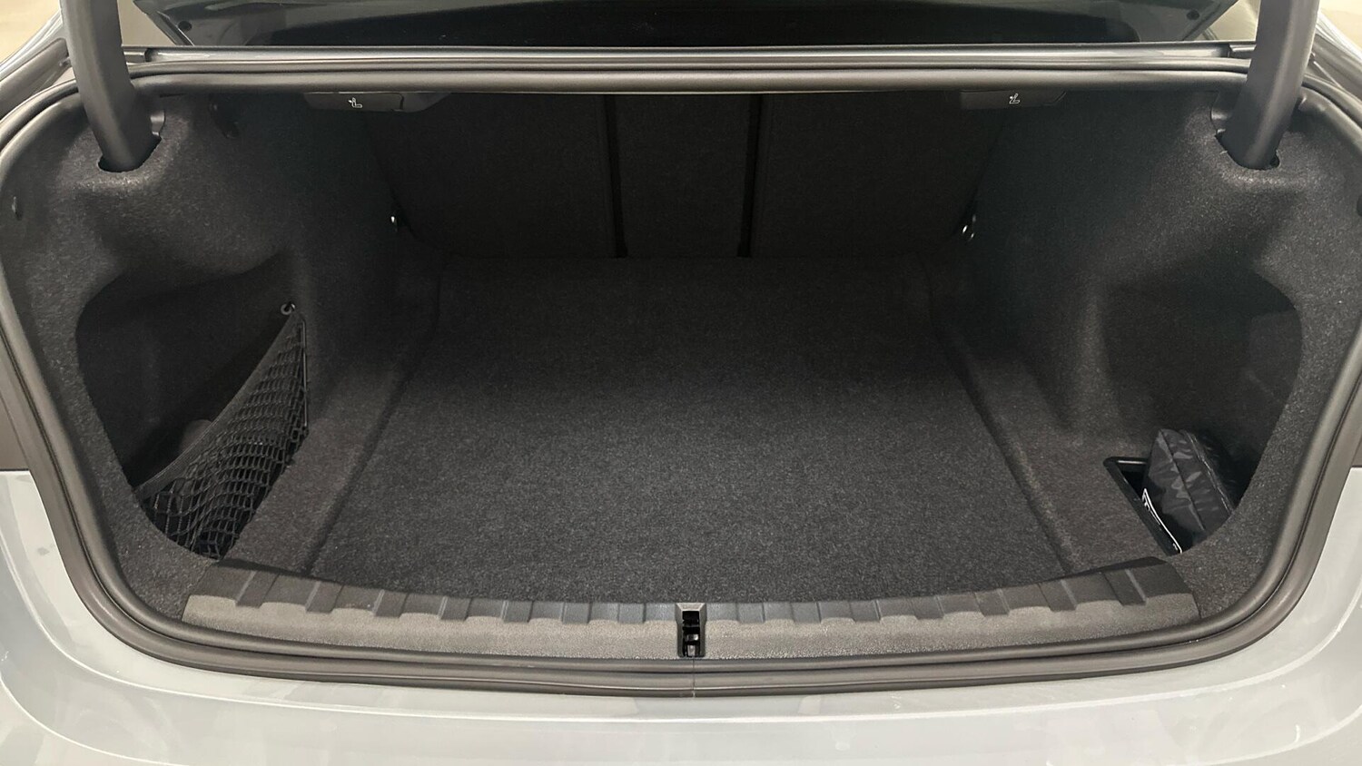 Used BMW 3 Series 2024 for sale - 77853669: Photo 13