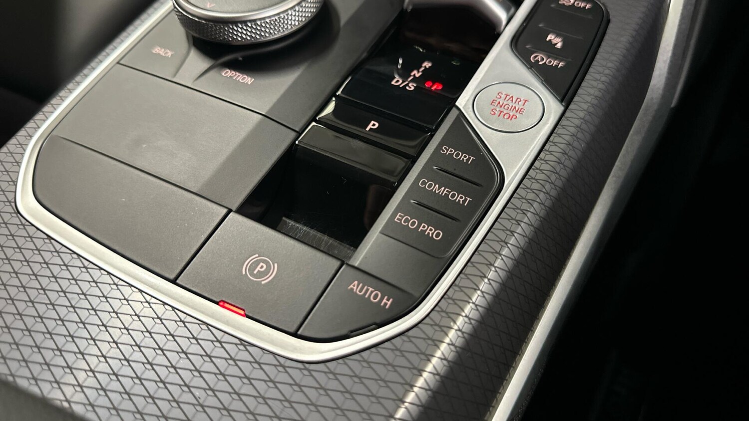 Used BMW 3 Series 2024 for sale - 77853669: Photo 31