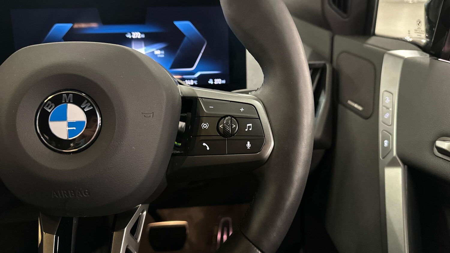 Used BMW iX 2025 for sale - 77616840: Photo 18