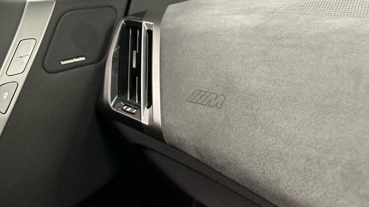 Used BMW iX 2025 for sale - 77616840: Photo 24