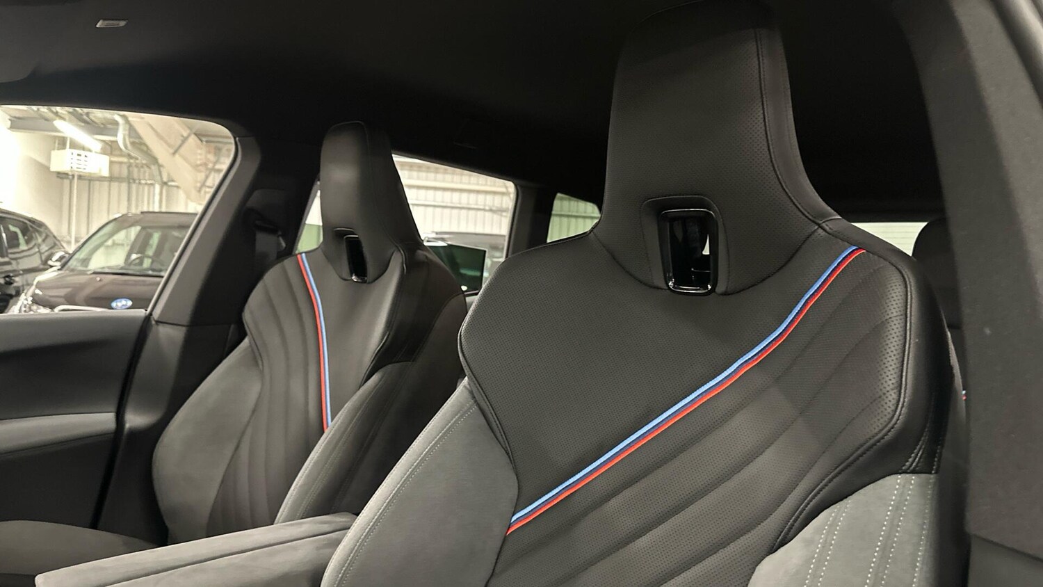 Used BMW iX 2025 for sale - 77616840: Photo 65