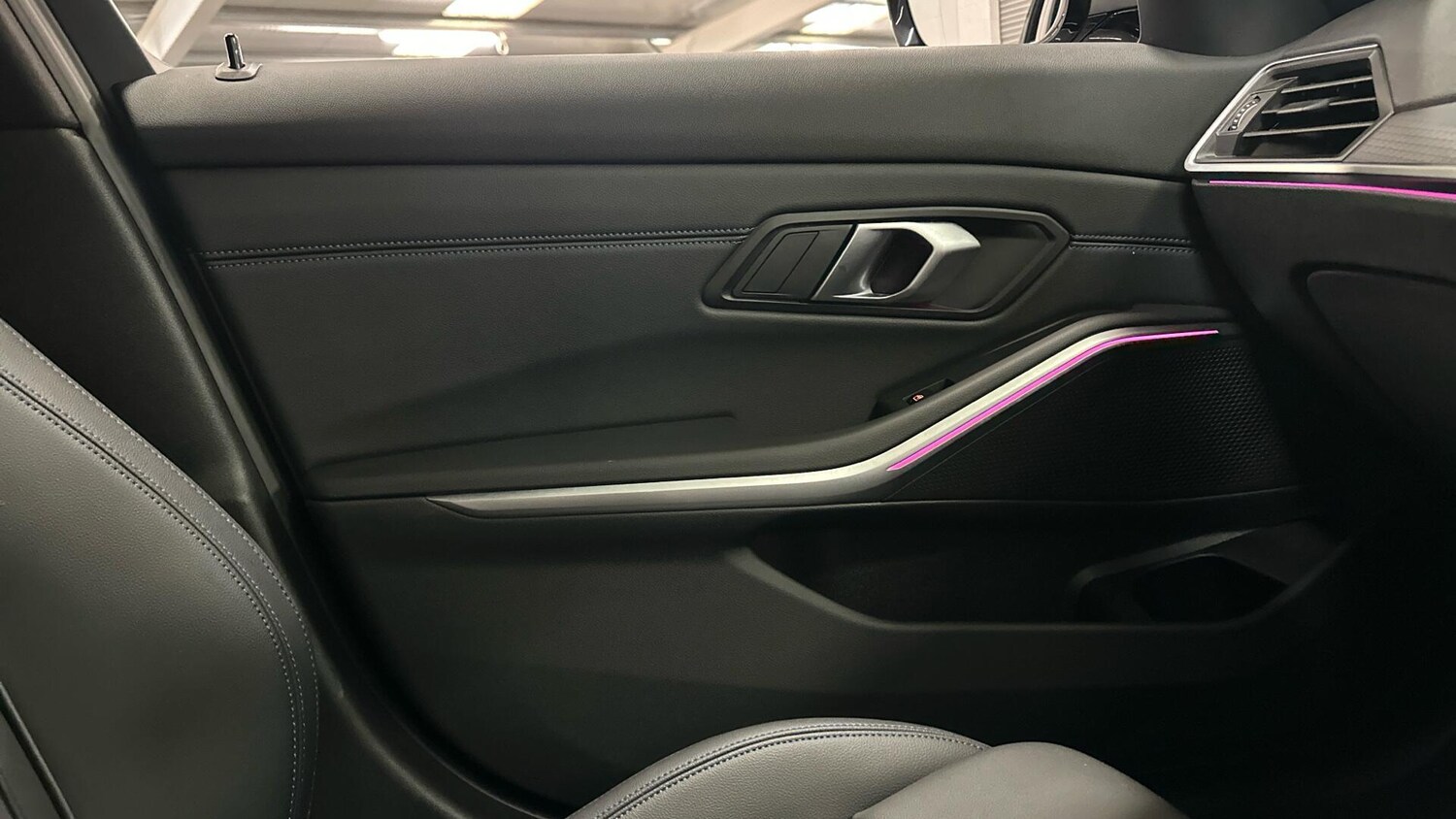 Used BMW 3 Series 2024 for sale - 77616857: Photo 25