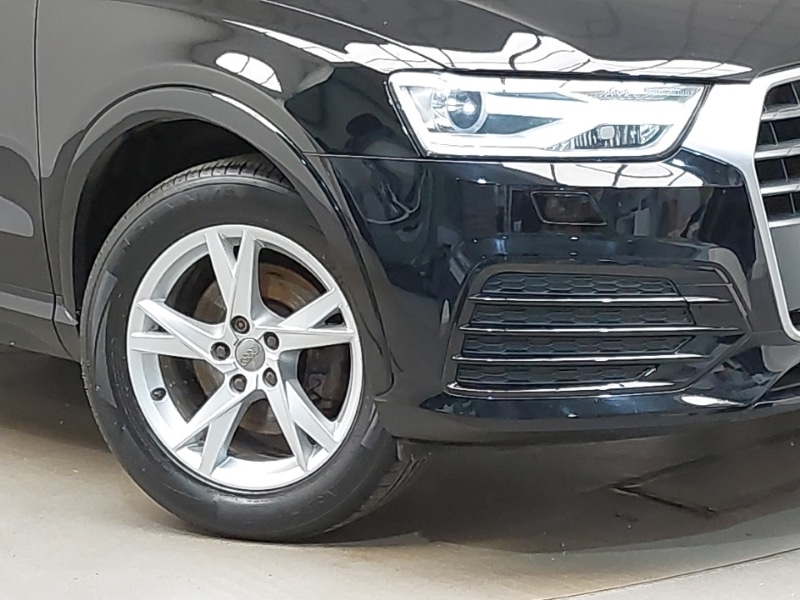 Used Audi Q3 2017 for sale - 77837995: Photo 9