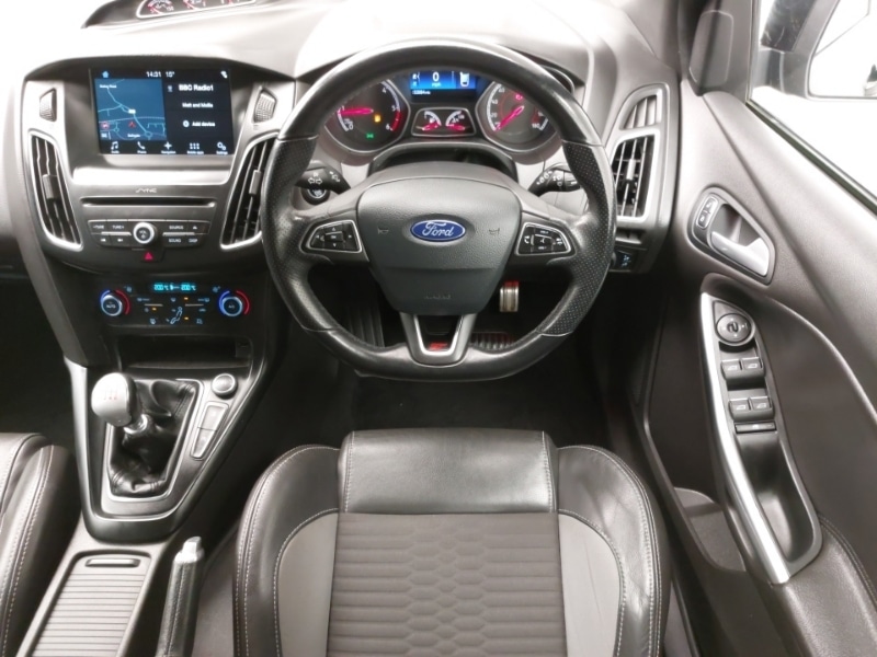 Used Ford Focus 2017 for sale - 76450840: Photo 7