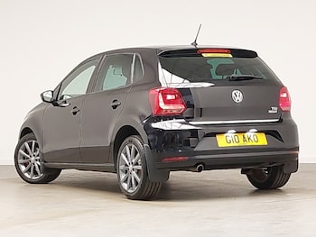 Used Volkswagen Polo 2015 for sale - 75612541: Photo