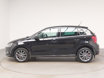 Used Volkswagen Polo 2015 for sale - 75612541: Photo