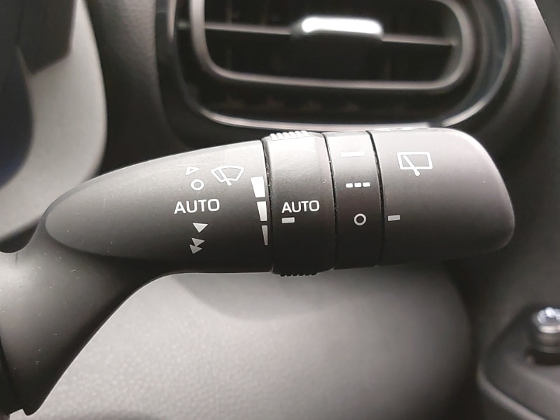 Used Toyota Yaris Cross 2021 for sale - 76511491: Photo 19