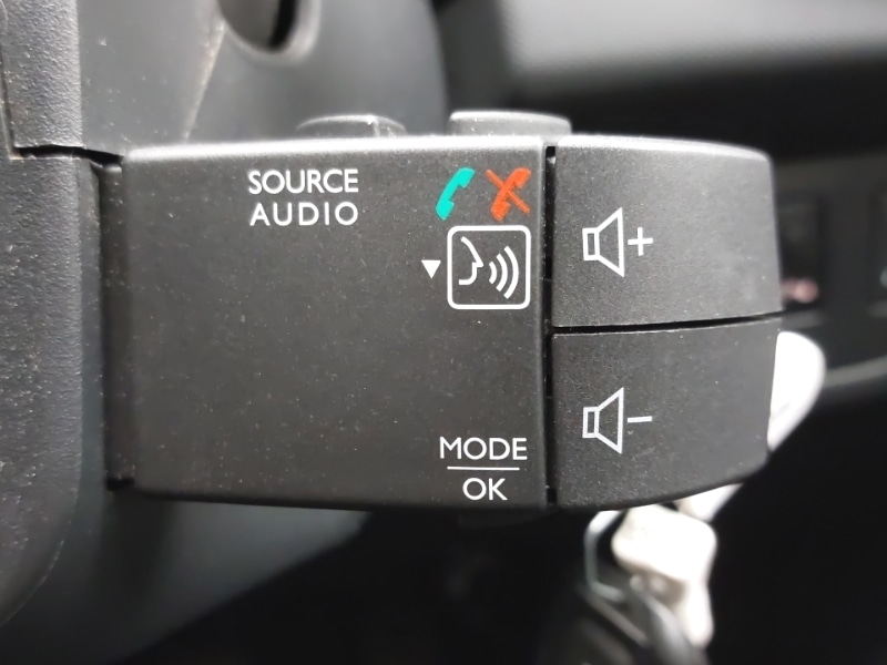 Used Dacia Sandero 2017 for sale - 76160312: Photo 17