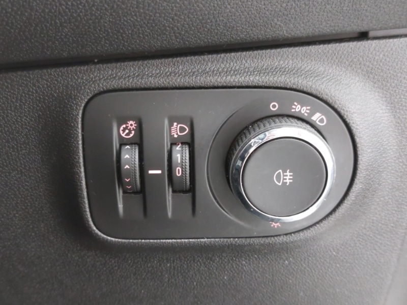 Used Vauxhall ADAM 2016 for sale - 78125693: Photo 16