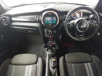Used MINI Hatch 2019 for sale - 75546986: Photo