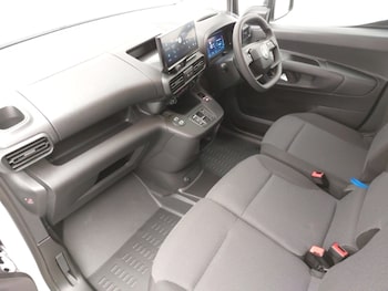 Used Citroen Berlingo 2025 for sale - 76589296: Photo