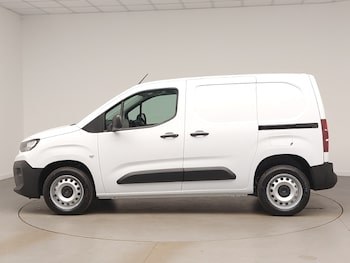 Used Citroen Berlingo 2025 for sale - 76589296: Photo