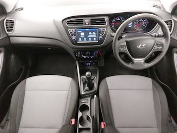 Used Hyundai i20 2018 for sale - 78312198: Photo