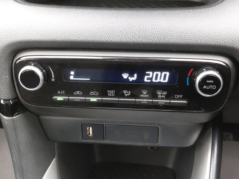 Used Toyota Yaris 2022 for sale - 77108117: Photo 17