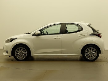 Used Toyota Yaris 2022 for sale - 77108117: Photo