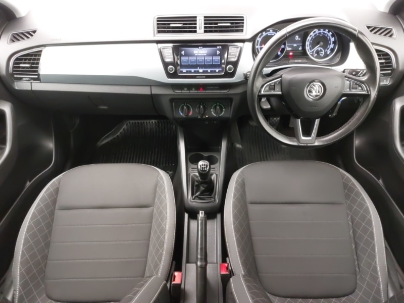 Used Skoda Fabia 2019 for sale - 76925097: Photo 2