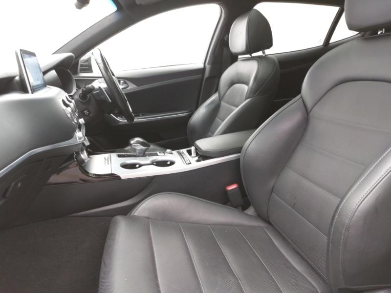 Used Kia Stinger 2019 for sale - 77921860: Photo 5