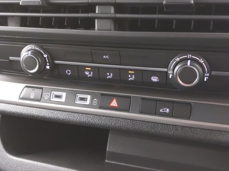 Used Vauxhall Vivaro 2024 for sale - 76713568: Photo 15