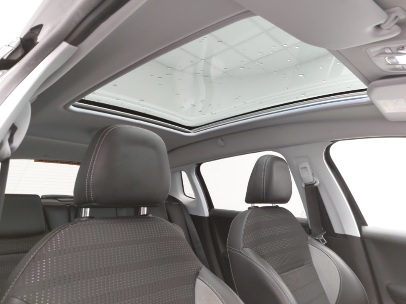 Used Peugeot 2008 2019 for sale - 76737082: Photo 19