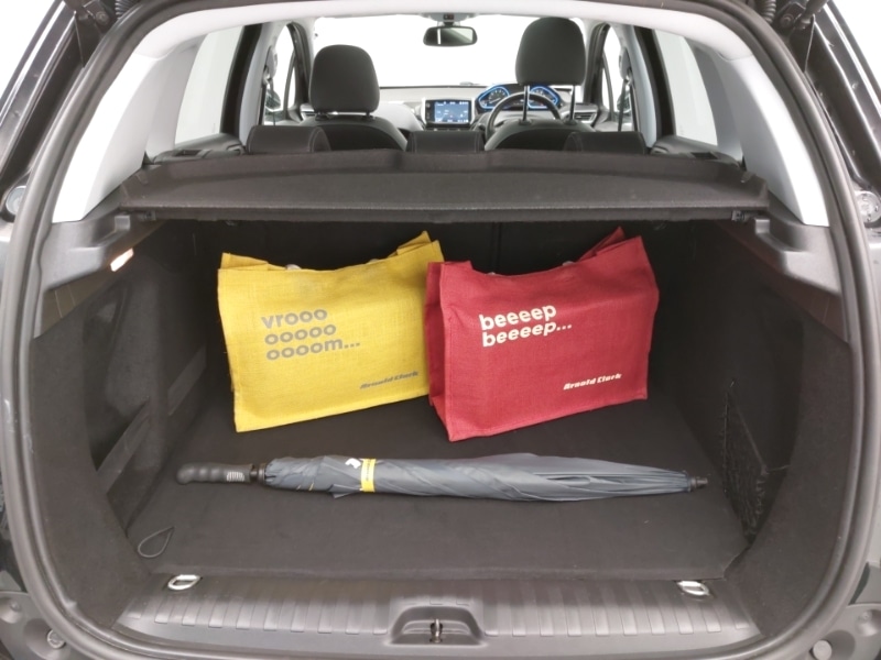 Used Peugeot 2008 2019 for sale - 76737082: Photo 8