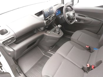 Used Citroen Berlingo 2025 for sale - 75251808: Photo