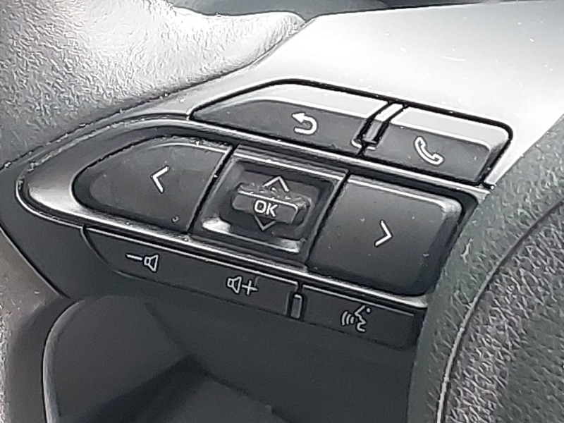 Used Mazda Mazda2 HYBRID 2024 for sale - 77141082: Photo 15