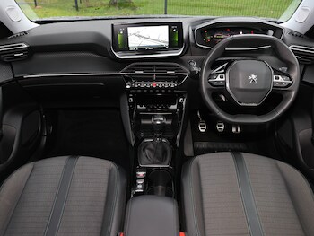 Used Peugeot 2008 2022 for sale - 77717121: Photo