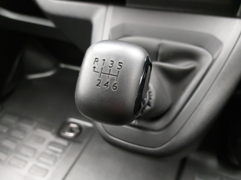 Used Vauxhall Vivaro 2024 for sale - 76721719: Photo 16