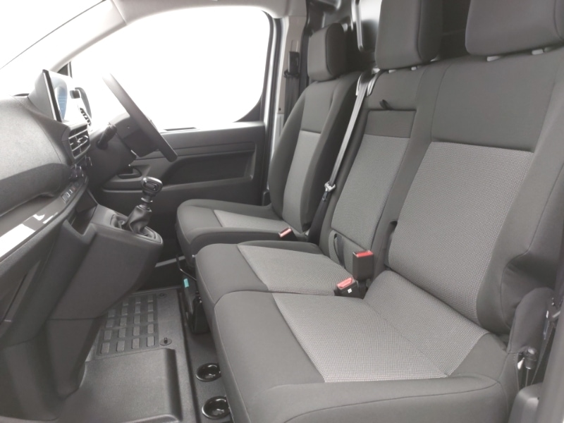 Used Vauxhall Vivaro 2024 for sale - 76721719: Photo 5