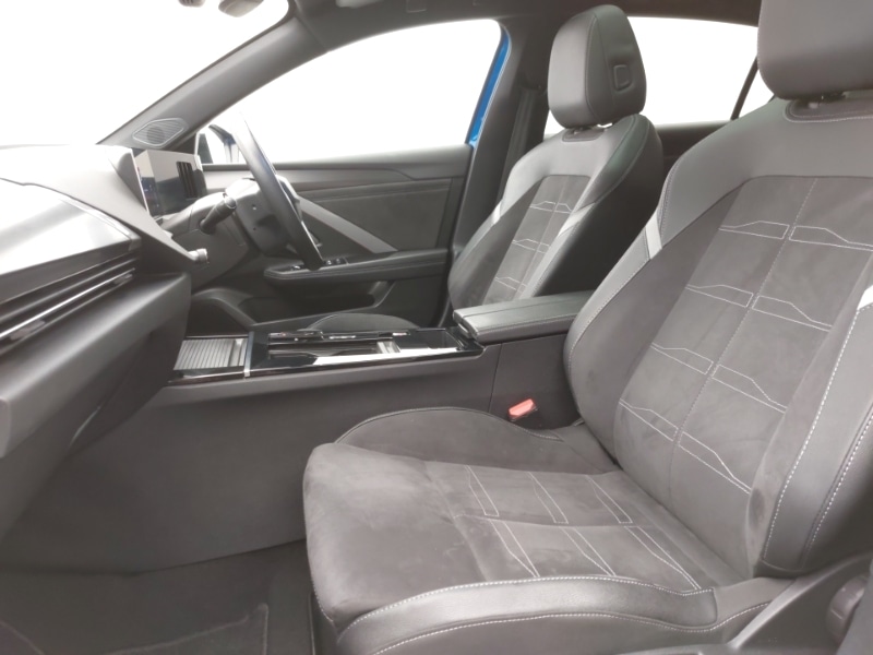 Used Vauxhall Astra 2024 for sale - 77325159: Photo 5