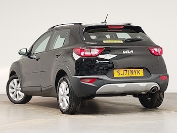 Used Kia Stonic 2021 for sale - 77605663: Photo