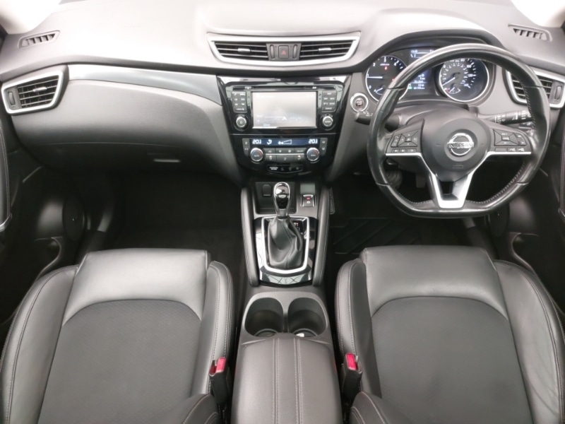 Used Nissan Qashqai 2017 for sale - 76403572: Photo 2