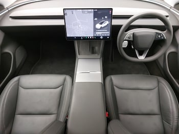 Used Tesla Model 3 2024 for sale - 76920202: Photo